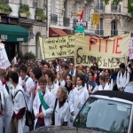 Manifestation des étudiants en médecine à Paris le 6 avril 2005 photo n°20 