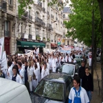 Manifestation des étudiants en médecine à Paris le 6 avril 2005 photo n°27 