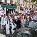 Manifestation des étudiants en médecine à Paris le 6 avril 2005 photo n°28 