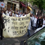 Manifestation des étudiants en médecine à Paris le 6 avril 2005 photo n°30 