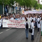 Manifestation des étudiants en médecine à Paris le 6 avril 2005 photo n°35 