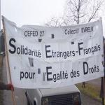 Manifestation devant le centre de rétention de Oissel le 7 février 2009 photo n°12 
