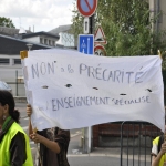 Action de soutien à un Auxilliaire de Vie Scolaire du collège Villey Desmeserets le 24 juin 2011 photo n°2 