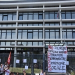 Rassemblement contre la fermeture du centre d'hébergement d'urgence de la Charité le 24 avril 2018 photo n°12 